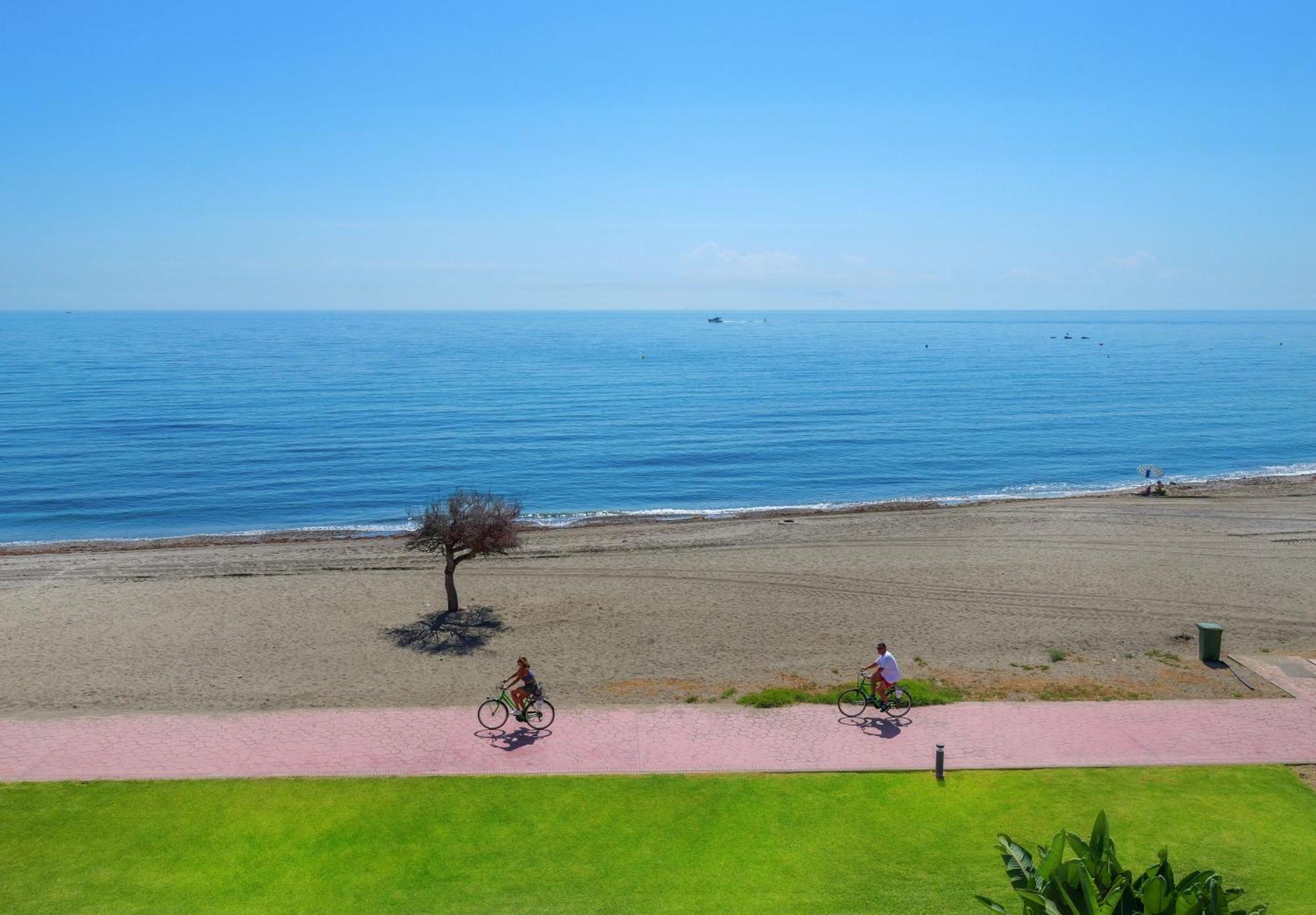 Heaven Beach Apartment 405 エステポナ エクステリア 写真
